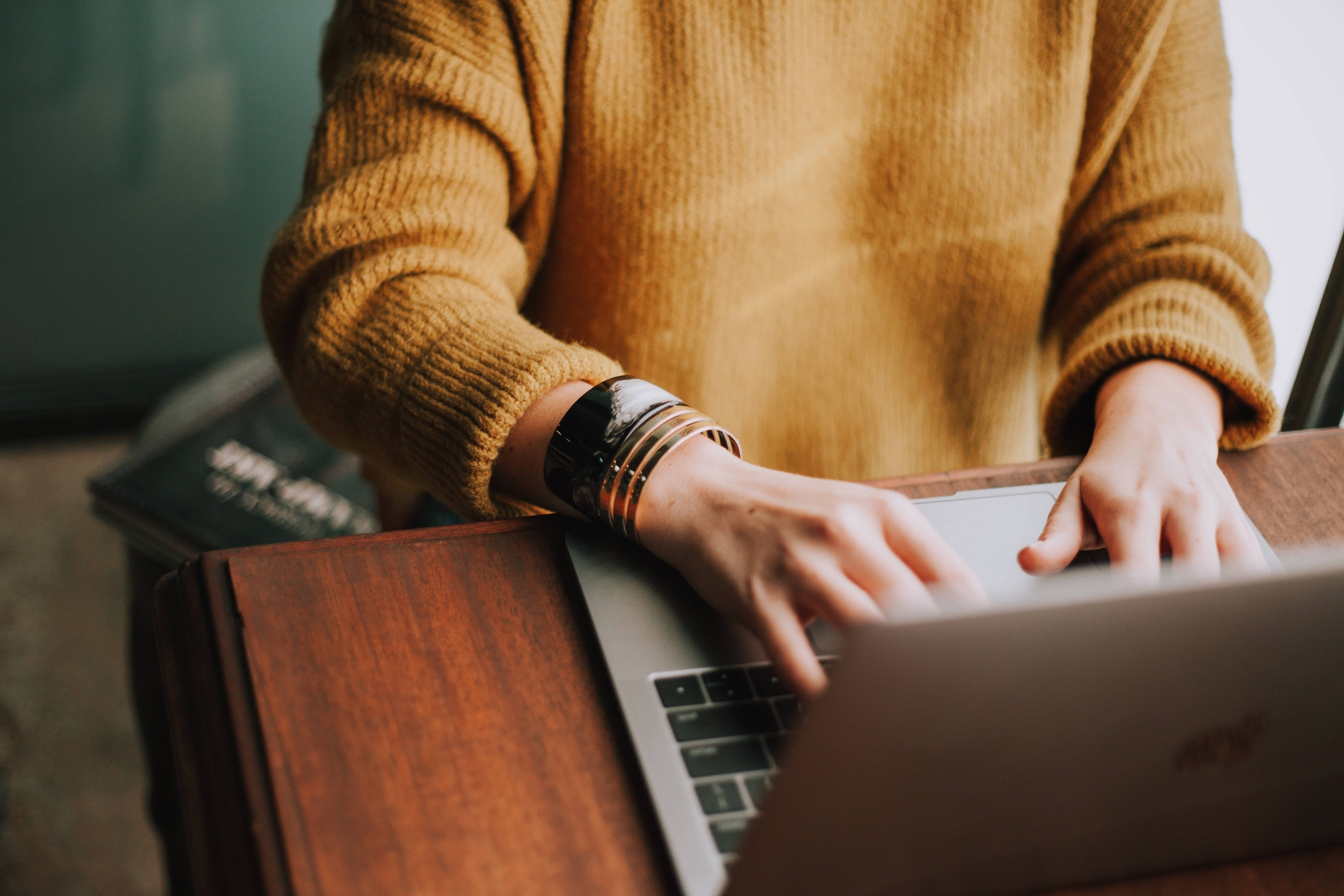 Immagine: christin-hume-Hcfwew744z4-unsplash