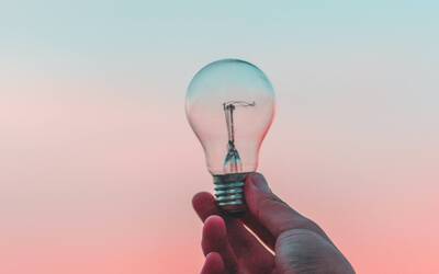 Immagine: diego-ph-fIq0tET6llw-unsplash (1)