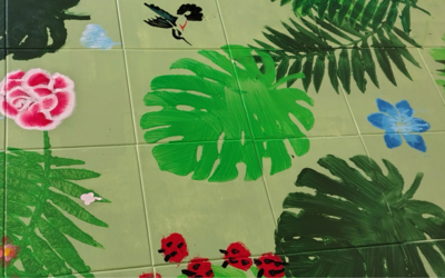 disegni naturali su un muro